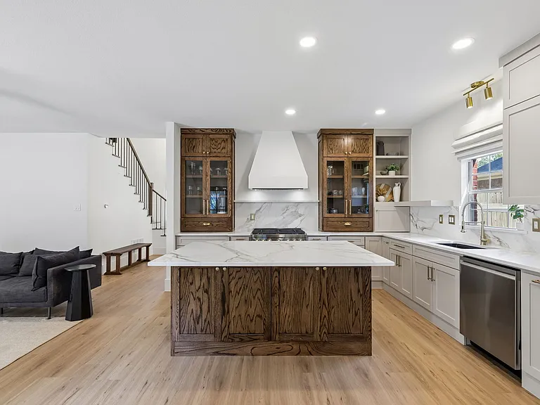 7732 Arcadia Trl — Photo 16
