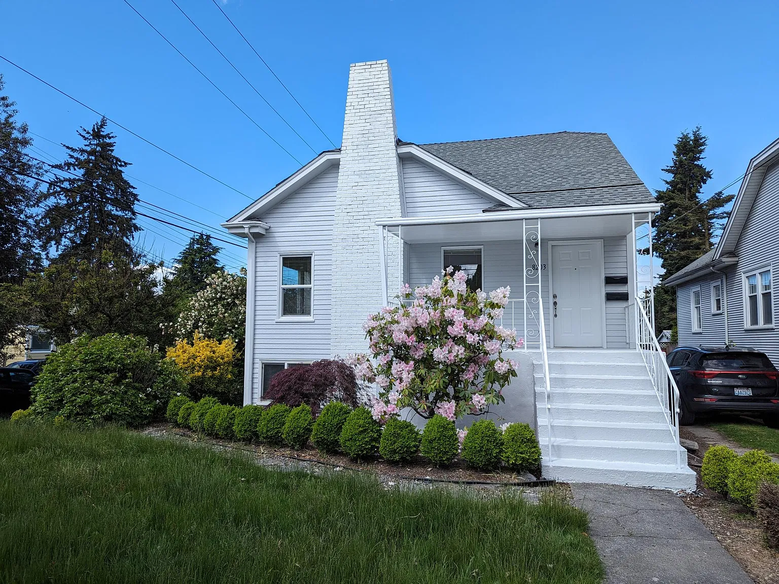 6 bed, 3000 sqft, $5,495 — Photo 1