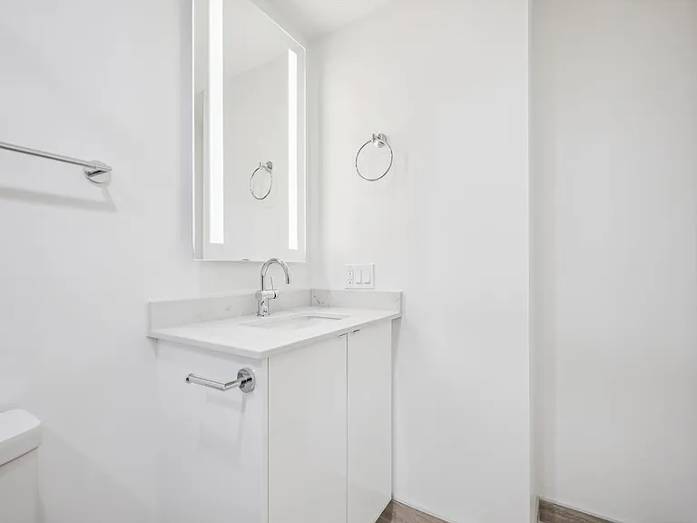 410 Westhaven St — Photo 74
