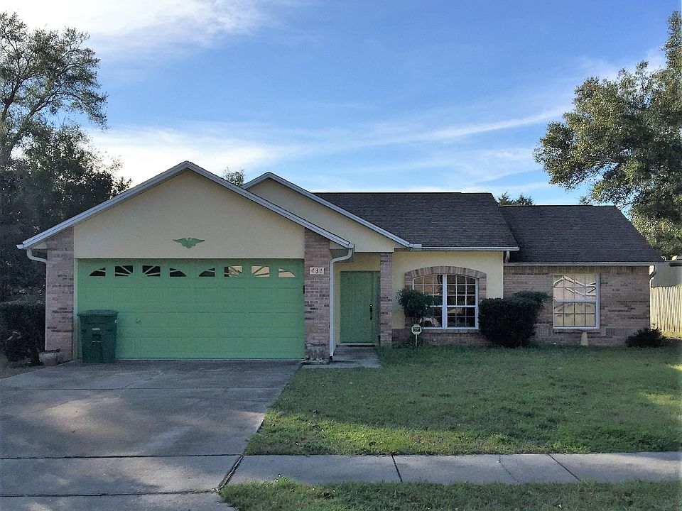 1st image of 431 Berwick Cir