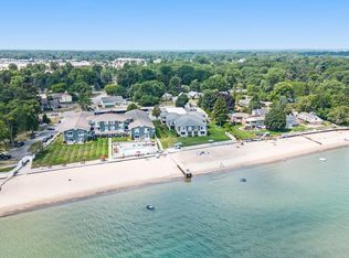 4510 Lakeshore Rd APT 103, Fort Gratiot, MI 48059