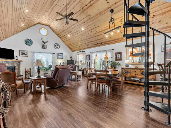 25342 Knight Rd, Custer, SD 57730