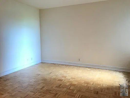 Rented by Skyline Group Real Estate | media 14