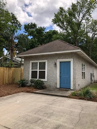 413 Atlantic Dr Photo 1