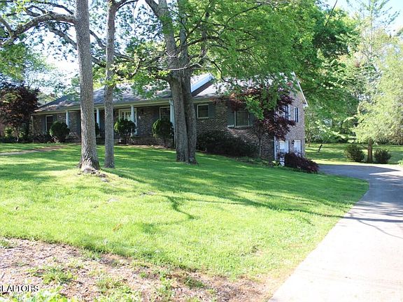 3rd image of 1200 Shadyland Dr