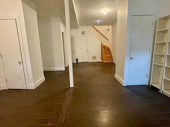 5th image of 735 Rogers Ave