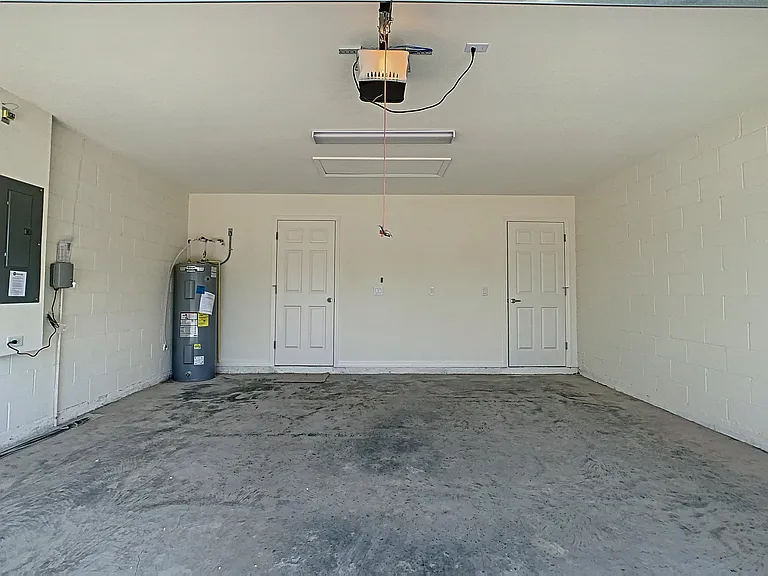 4466 Hummingbird Ln — Photo 16