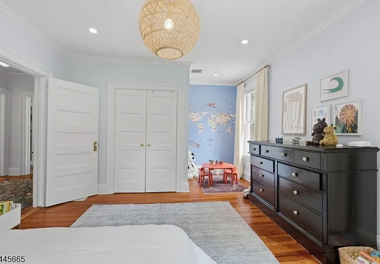 40 Oakwood Ave — Photo 19