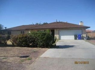 21340 Lone Eagle Rd, Apple Valley, CA 92308