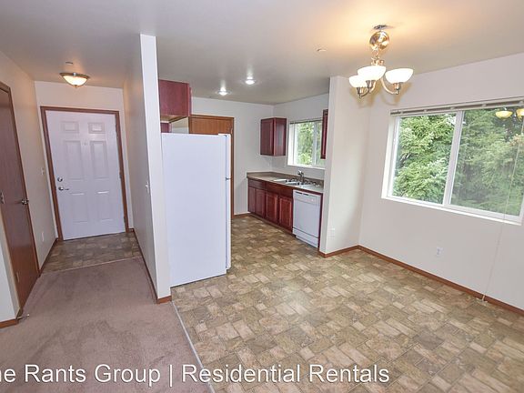 2nd image of 903 Crystal Springs St NW Unit 8
