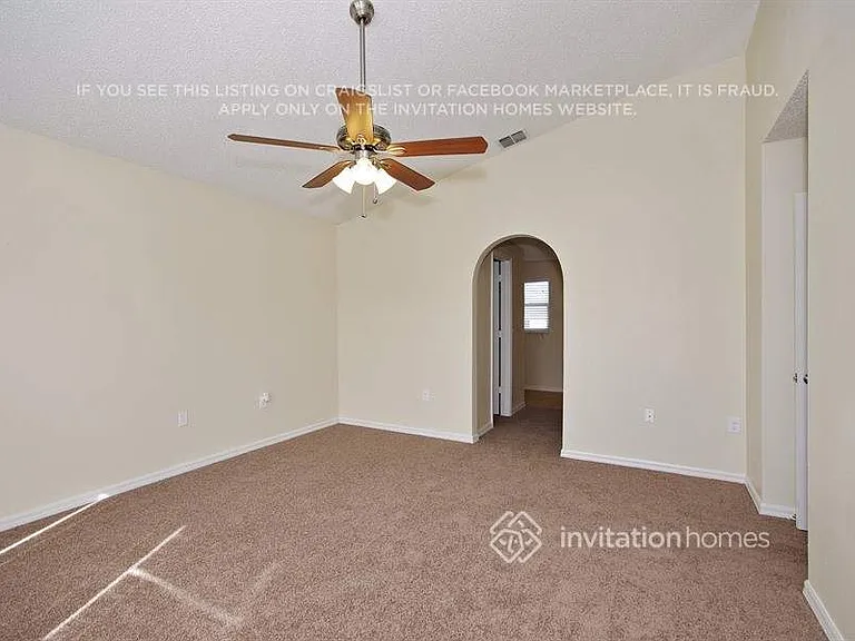 6702 Lorain St — Photo 11