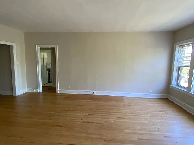 834 Reba Pl #3N — Photo 4