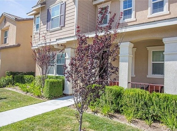 2nd image of 16075 Songbird Ln