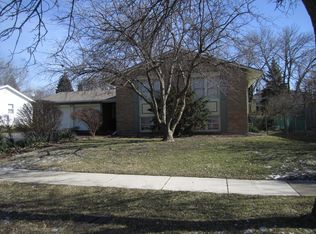 412 Justine Ave, Bolingbrook, IL 60440