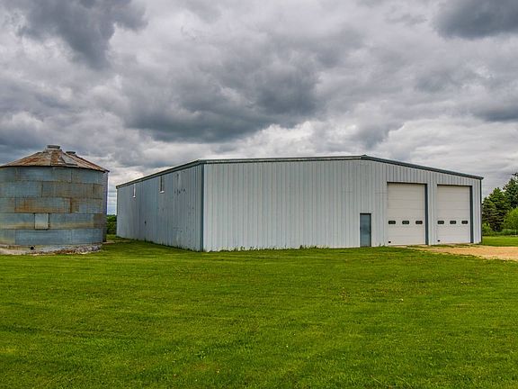 3rd image of 20691 County Road 13
