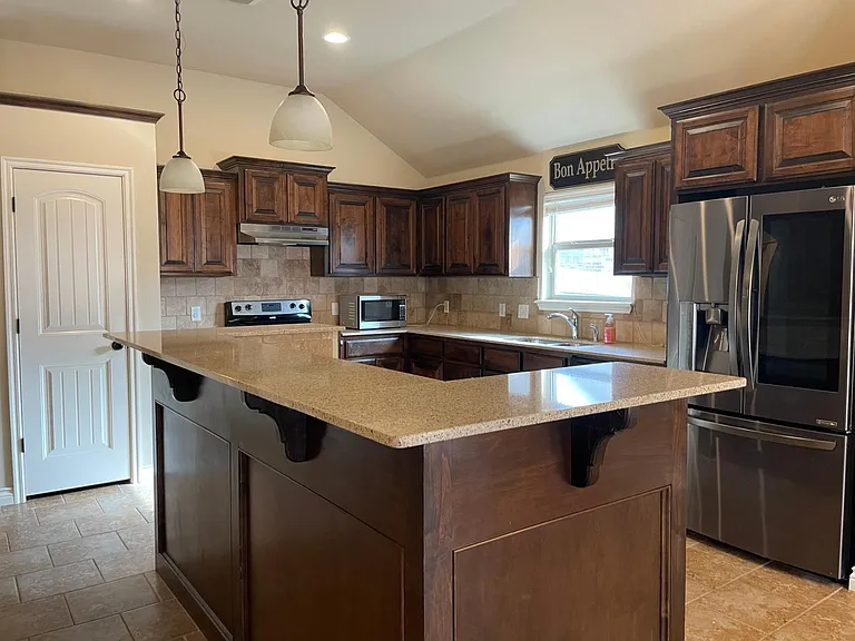 2609 NW 182nd St — Photo 8