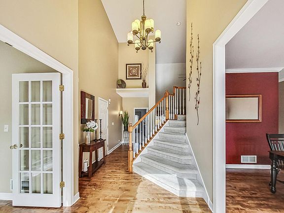 4th image of 2070 Brookwood Dr