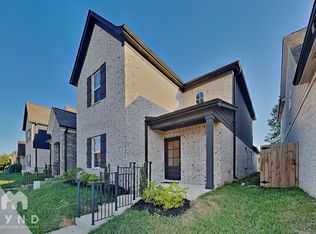 10155 Sterling Ridge Dr, Cordova, TN 38018