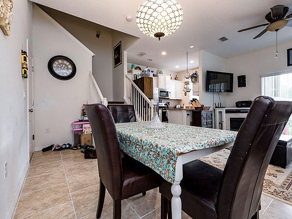 2nd image of 118 Carmichael Way