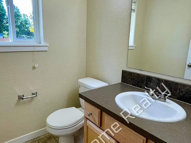 4526 5th Ave NW — Photo 12