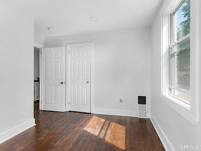 366 Remington St — Photo 14