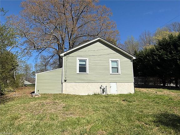 5th image of 408 Queens Rd