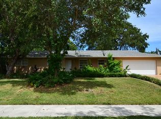 17205 SW 77th Ave, Palmetto Bay, FL 33157