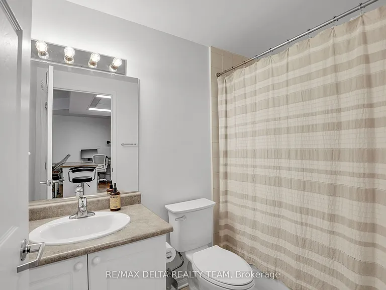 134 York St #205 — Photo 20