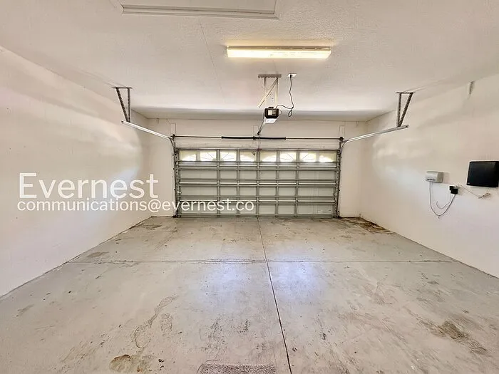 11211 Flora Springs Dr — Photo 25