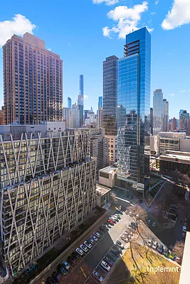 Sold by Triplemint | media 8