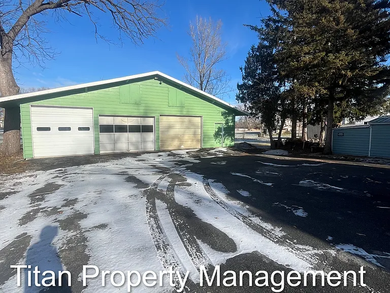 314 East Fond Du Lac Street - 1 — Photo 9
