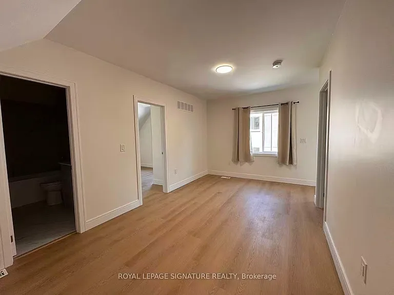 53 Bishop Ave #5 — Photo 8