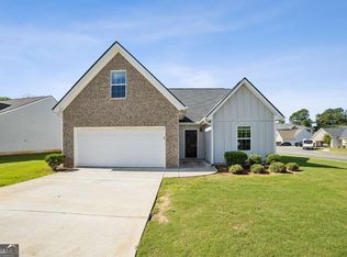 112 W Lexington Ave, Griffin, GA 30223