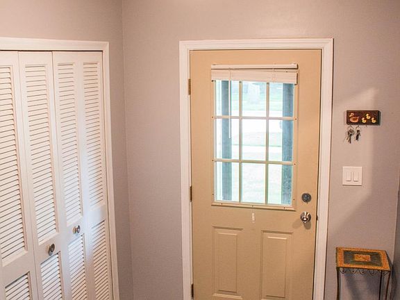 2nd image of 27440 Audrey Ave