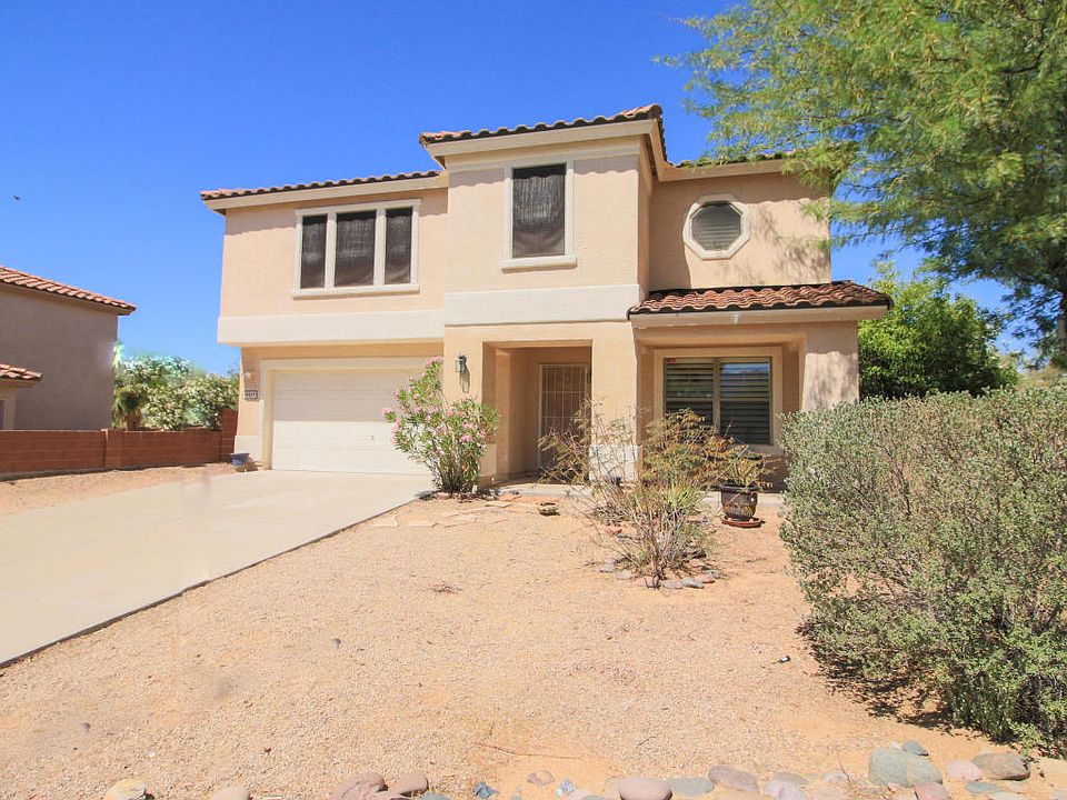 2nd image of 10239 N Pitching Wedge Ln