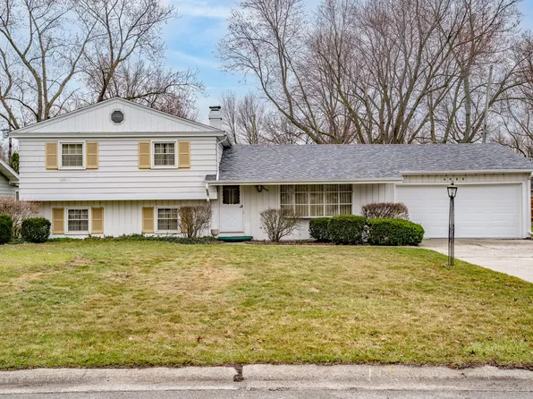 4920 Desoto Dr, Fort Wayne, IN 46815