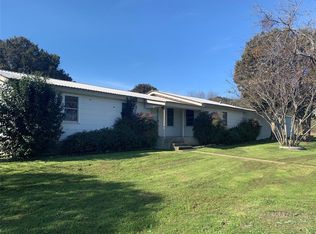 141 County Road 1814, Laguna Park, TX 76634