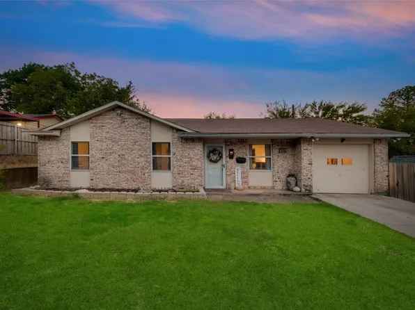 1606 Dorothy Dr, Grand Prairie, TX 75051