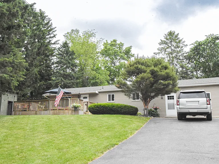 2378 Melton Dr — Photo 16