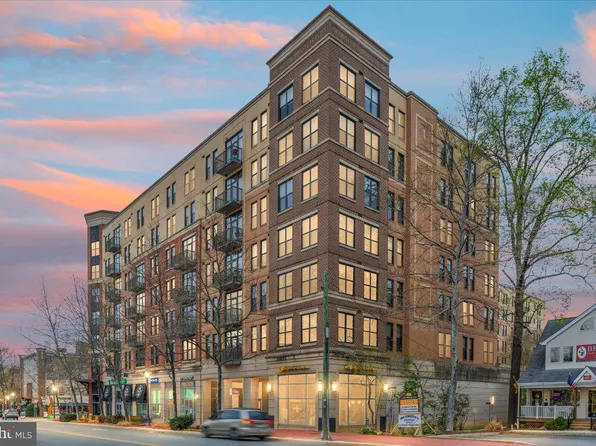 444 W Broad St Unit 509, Falls Church, VA 22046
