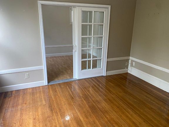 4th image of 1424 Lombard St