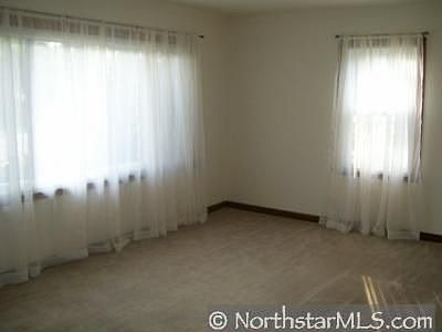 5th image of 509 Arlington Ave W