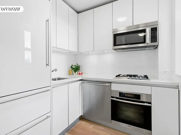 230 Riverside Drive image 6 of 15