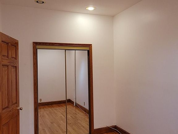 3rd image of 860 Sterling Pl #3