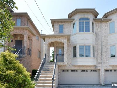 64 W Harwood Ave #1, Palisades Park, NJ, 07650