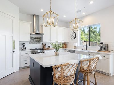 1920 Lyon Court, Santa Rosa, CA, 95403