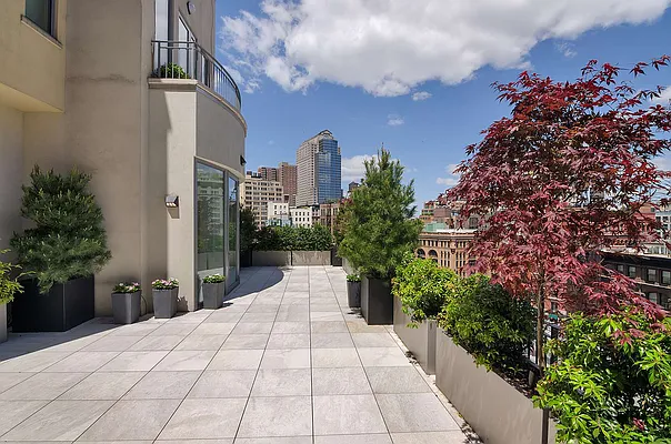 Sold by Nest Seekers International | media 15