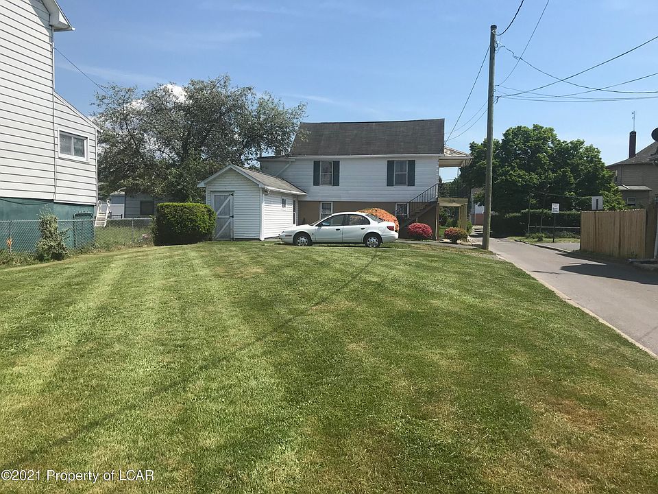 1st image of 20 Bowman St