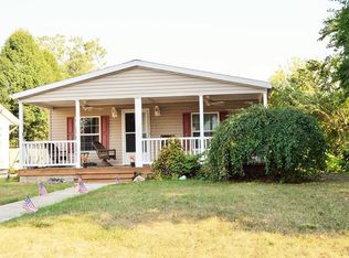 211 E Sandusky St, Mechanicsburg, OH 43044