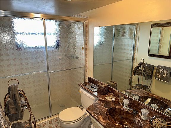 4th image of 3940 NW 42nd Avenue #217